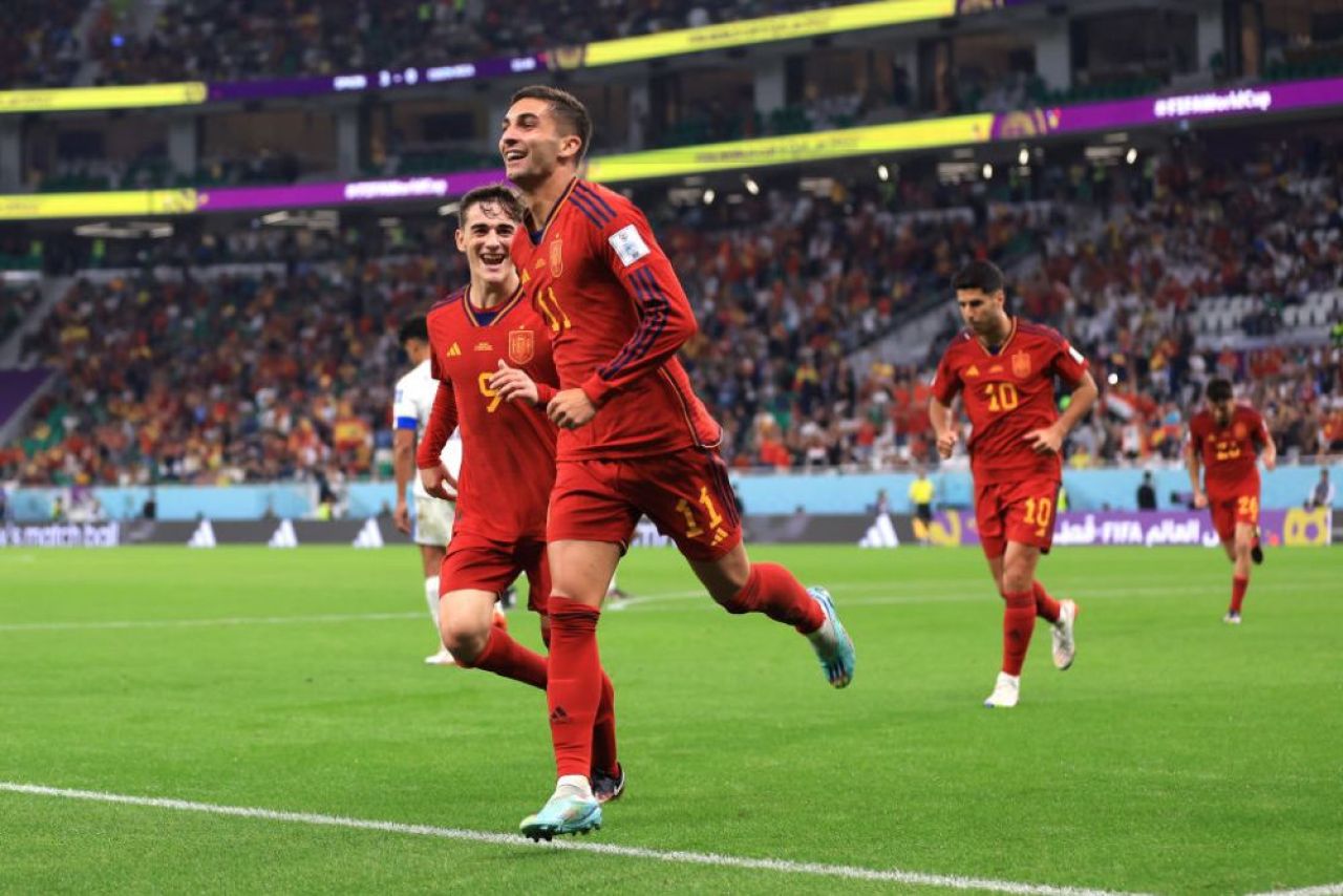 ”Vrem să facem lucruri mari”. Ce a spus Ferran Torres, după ce Spania a marcat gol după gol în primul meci de la Mondial_5