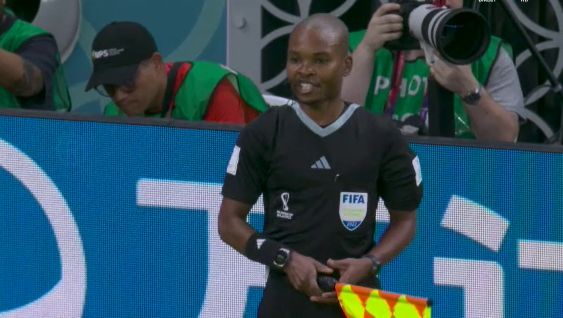 Penalty neacordat în Belgia - Canada pentru un ofsaid după o pasă de la un adversar: