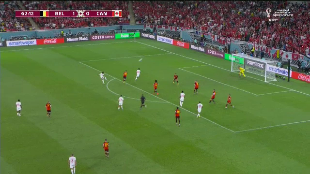 Ce a vrut să facă aici? Buchanan, șut complet ratat în Belgia - Canada_8