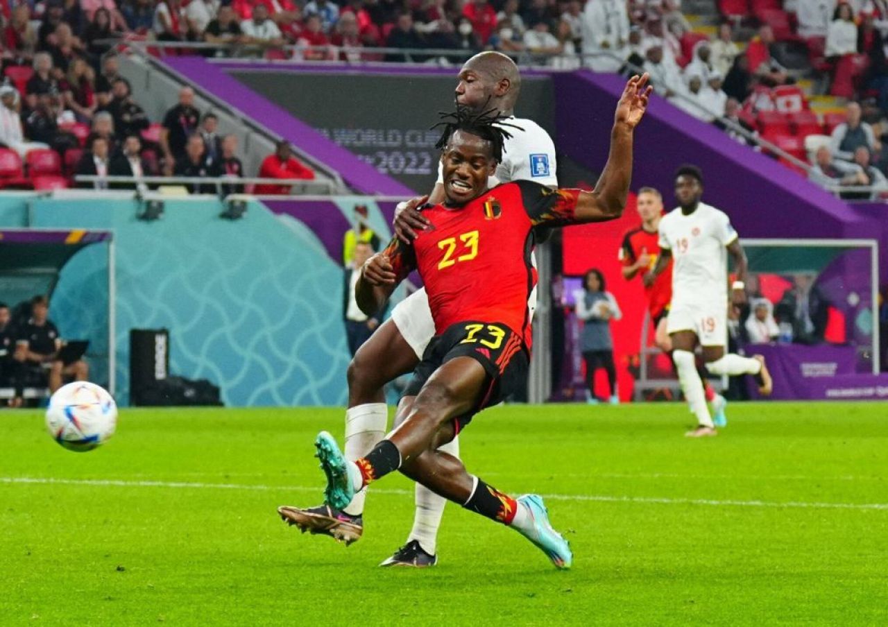 Ce a vrut să facă aici? Buchanan, șut complet ratat în Belgia - Canada_24