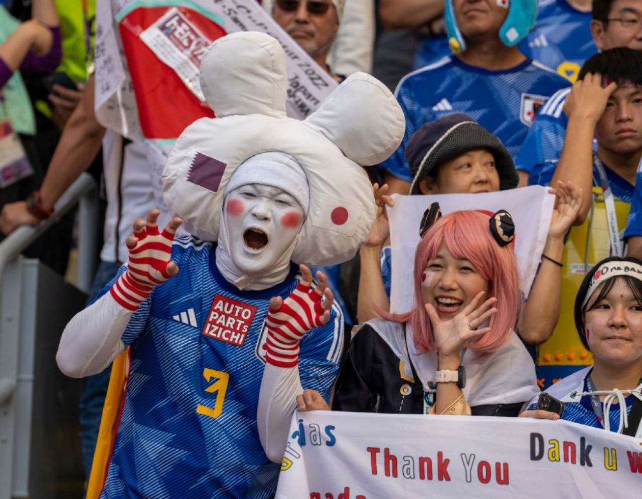 Vestiarul Japoniei a „strălucit” după victoria cu Germania, 2-1, de la Campionatul Mondial! Fotografia s-a viralizat imediat _15