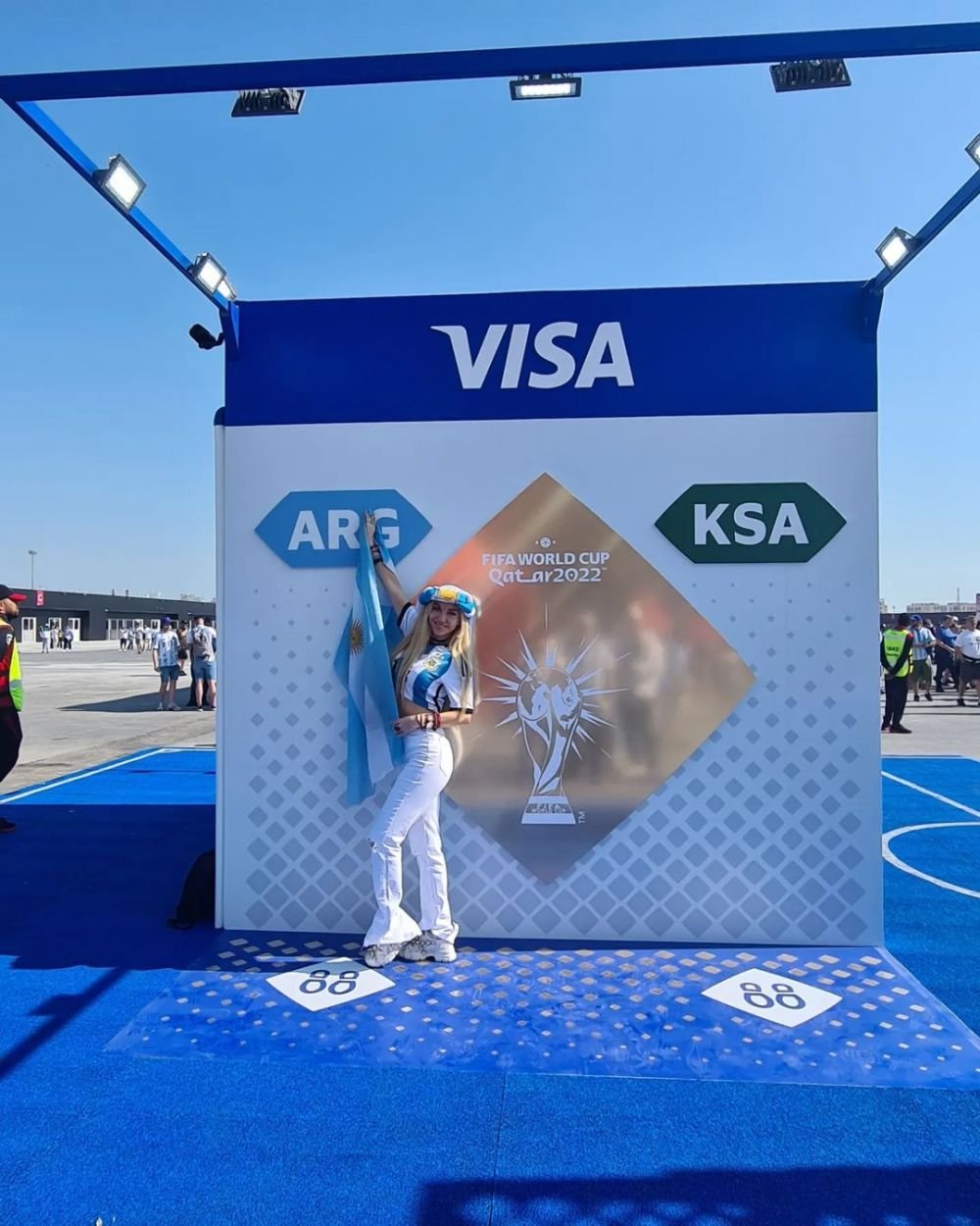 Ea este cel mai sexy fan al naționalei Argentinei. Melisia Artista este cântăreață, influencer, dar și o împătimită a fotbalului_8