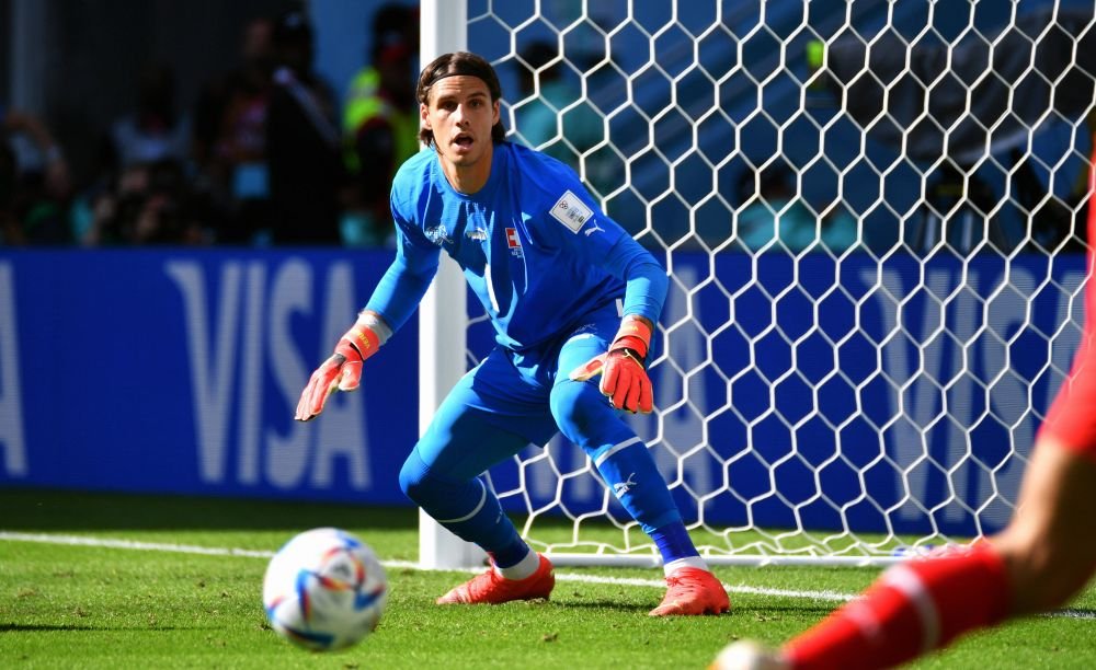 Sommer time! Portarul Yann Sommer a fost MVP în meciul viitoarei noastre adversare din preliminarii, Elveția - Camerun 1-0_9