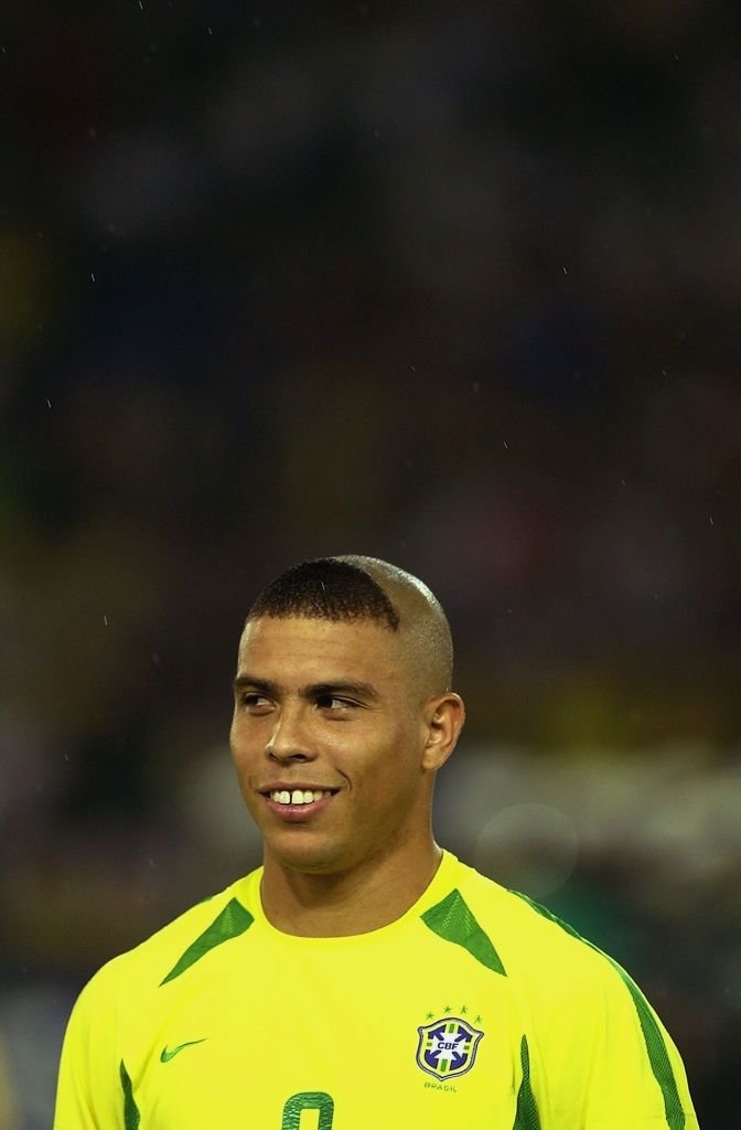 Un puști de 12 ani, exmatriculat din școală după ce a sărbătorit victoria Angliei în fața Iranului, cu o tunsoare marca Ronaldo_7