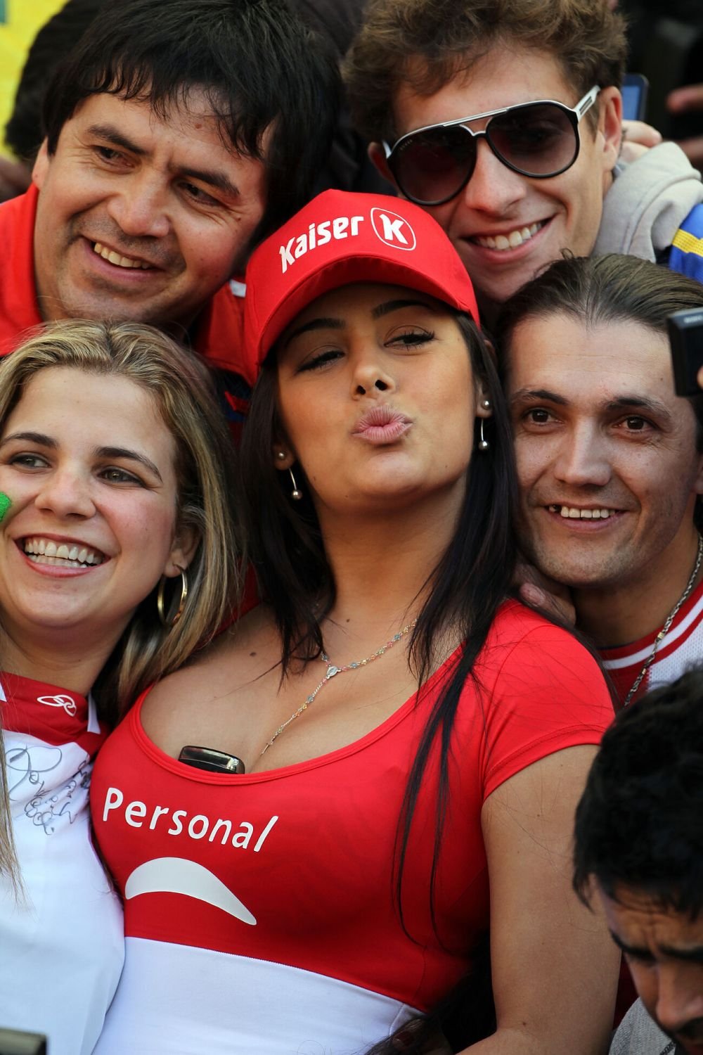 „Iubita Cupei Mondiale” revine! Cum s-a transformat frumoasa Larissa Riquelme după 12 de la Cupa Mondială din Africa_5