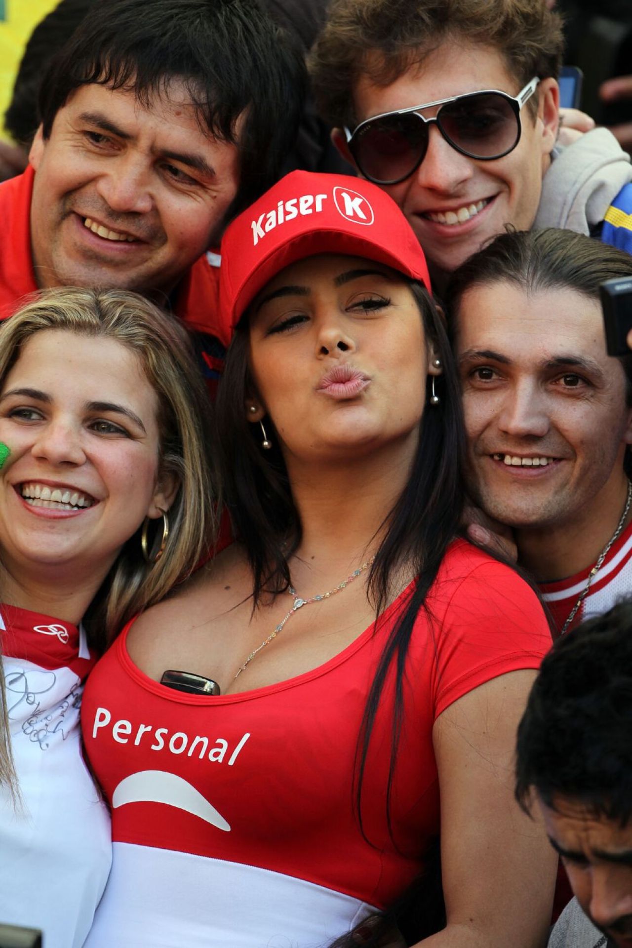 „Iubita Cupei Mondiale” revine! Cum s-a transformat frumoasa Larissa Riquelme după 12 de la Cupa Mondială din Africa_5