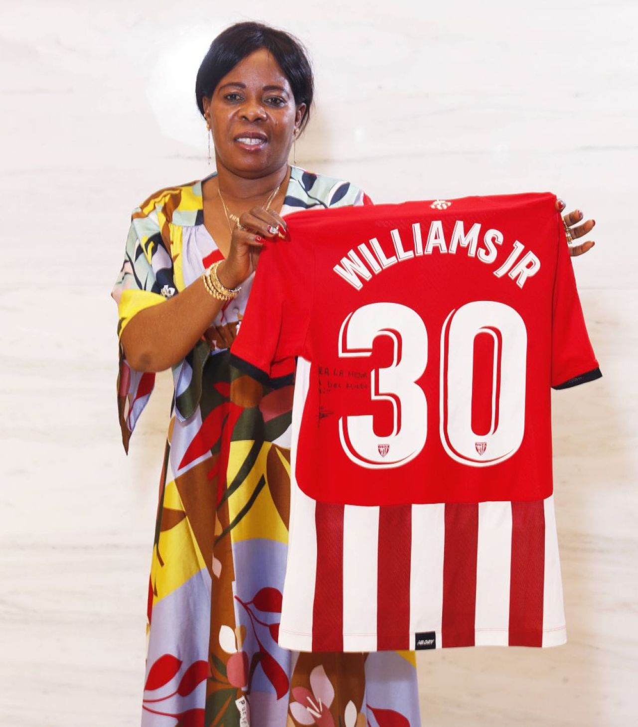 Desculți prin deșert: „Nu doresc asta nimănui!” Povestea dură a fraților Williams, care joacă la Mondial pentru țări diferite_6