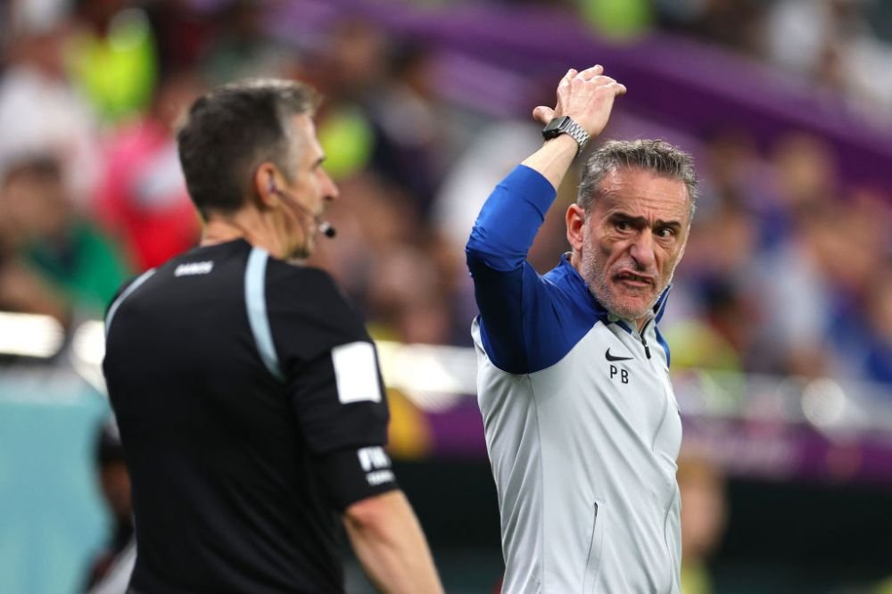 Istvan Kovacs a avut ”de furcă” în Uruguay - Coreea de Sud! Cine i-a făcut ”probleme” arbitrului român_6