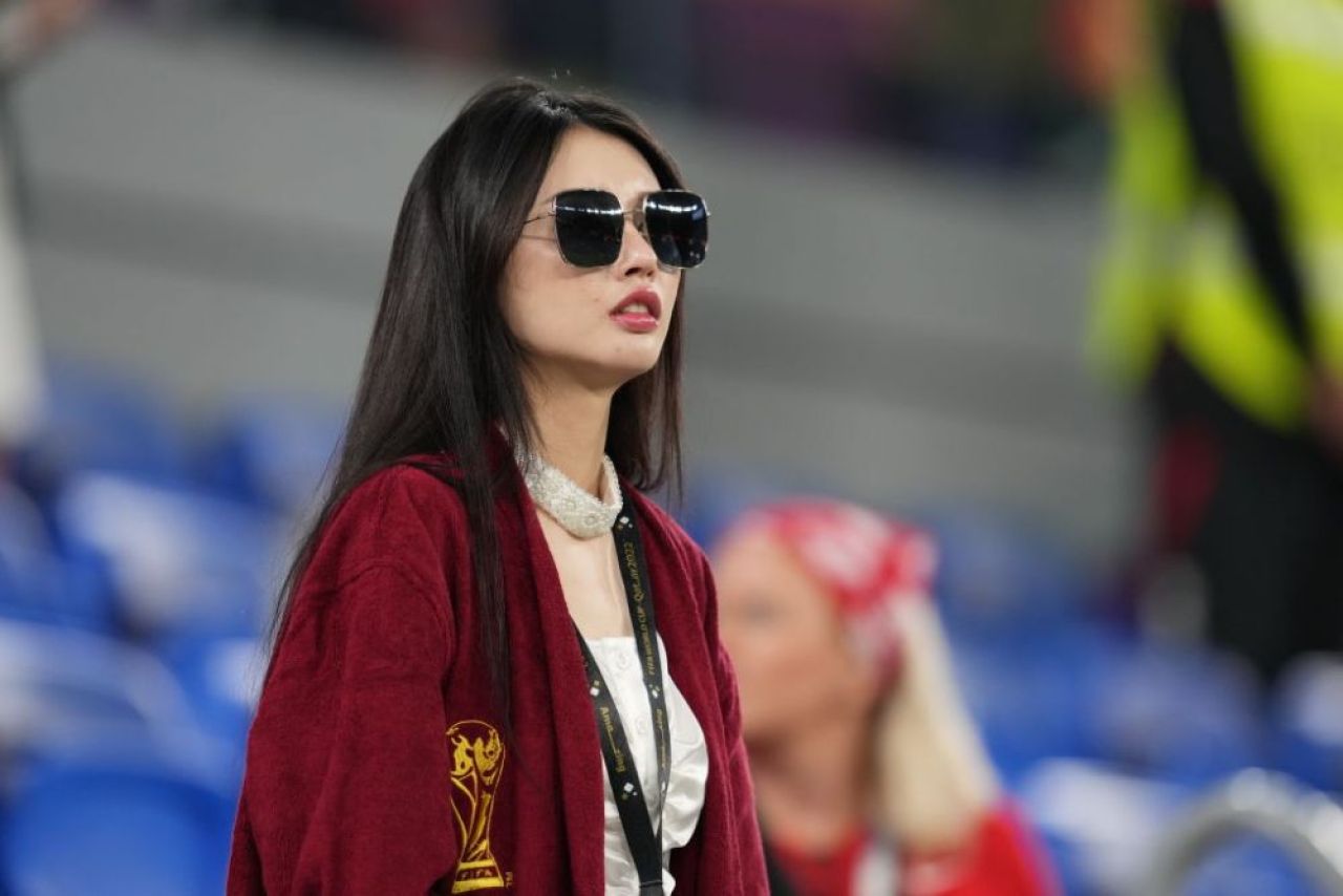 Frumusețile Campionatului Mondial din Qatar! Imagini spectaculoase cu fanele care au făcut senzație în tribune _54