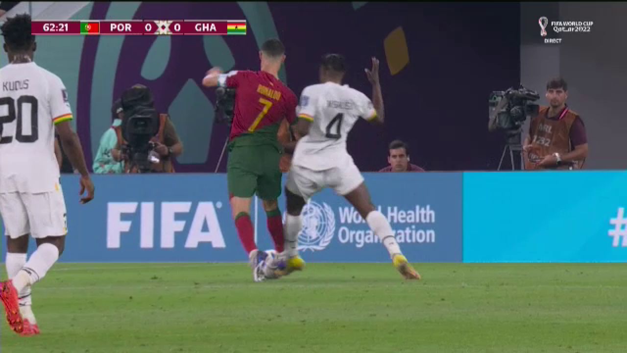 Penalty controversat? Ghanezii au protestat după ce Cristiano Ronaldo s-a prăbușit în careu_9