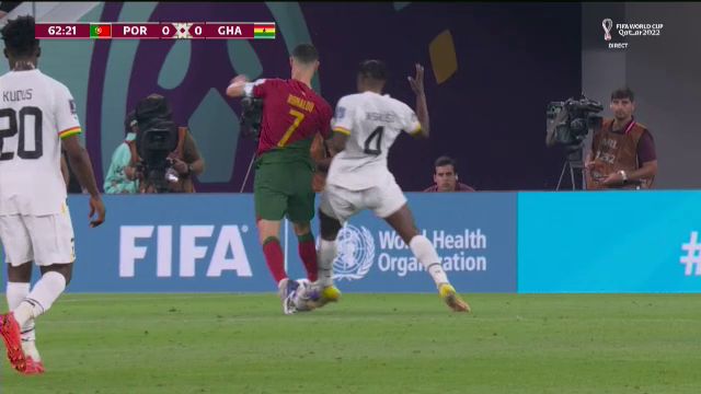 Penalty controversat? Ghanezii au protestat după ce Cristiano Ronaldo s-a prăbușit în careu_9