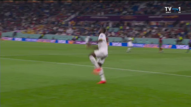 Un fotbalist ghanez i-a ”furat” celebrarea lui Ronaldo! Cum a reacționat portughezul de pe bancă_5