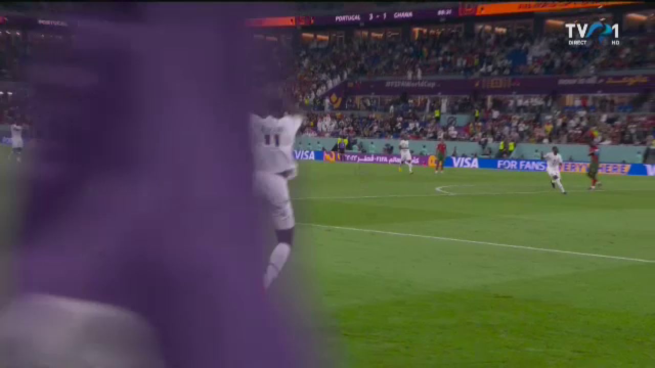 Un fotbalist ghanez i-a ”furat” celebrarea lui Ronaldo! Cum a reacționat portughezul de pe bancă_7