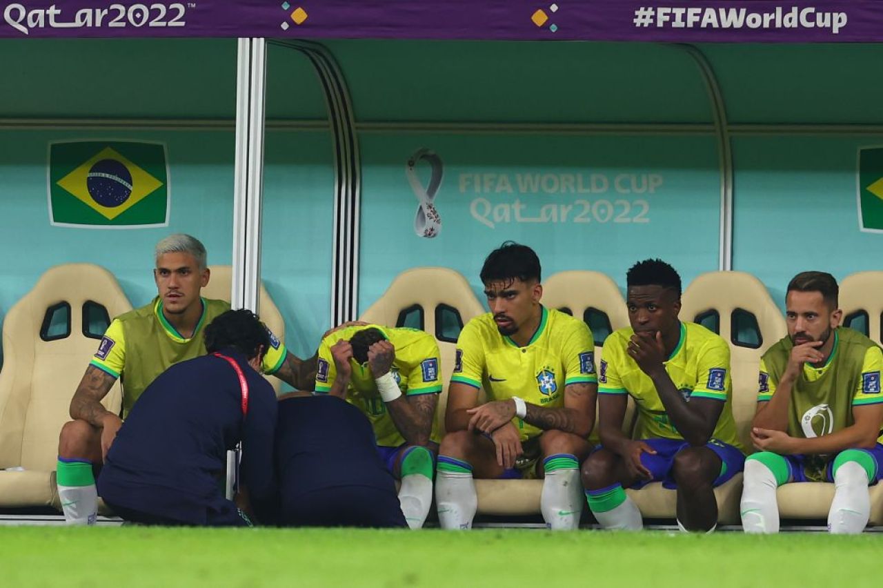 Anunțul făcut de doctorul naționalei Braziliei, despre accidentarea lui Neymar_3