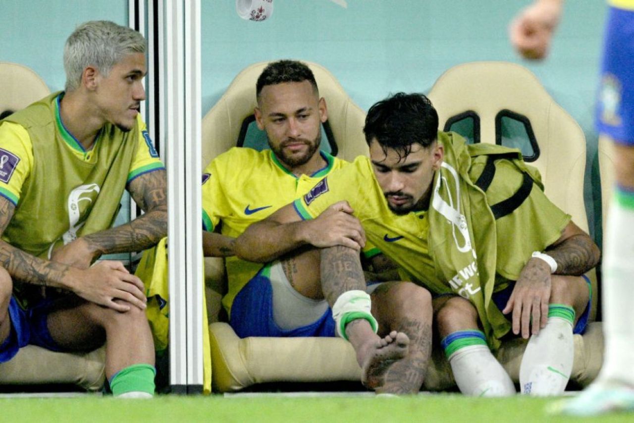 Anunțul făcut de doctorul naționalei Braziliei, despre accidentarea lui Neymar_17