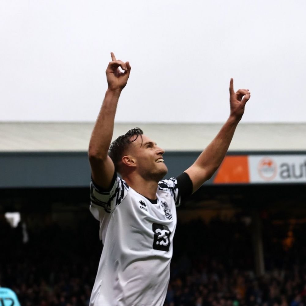 Românul împrumutat din Serie A în Anglia este golgheter în EFL Trophy, a treia competiție KO după FA Cup și League Cup_4
