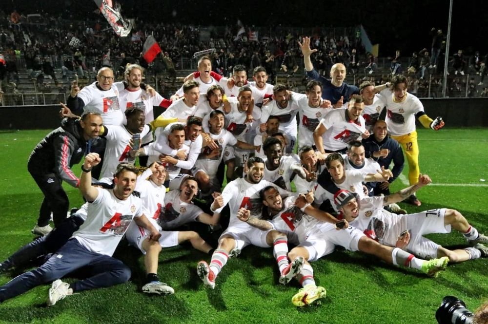 Românul împrumutat din Serie A în Anglia este golgheter în EFL Trophy, a treia competiție KO după FA Cup și League Cup_26