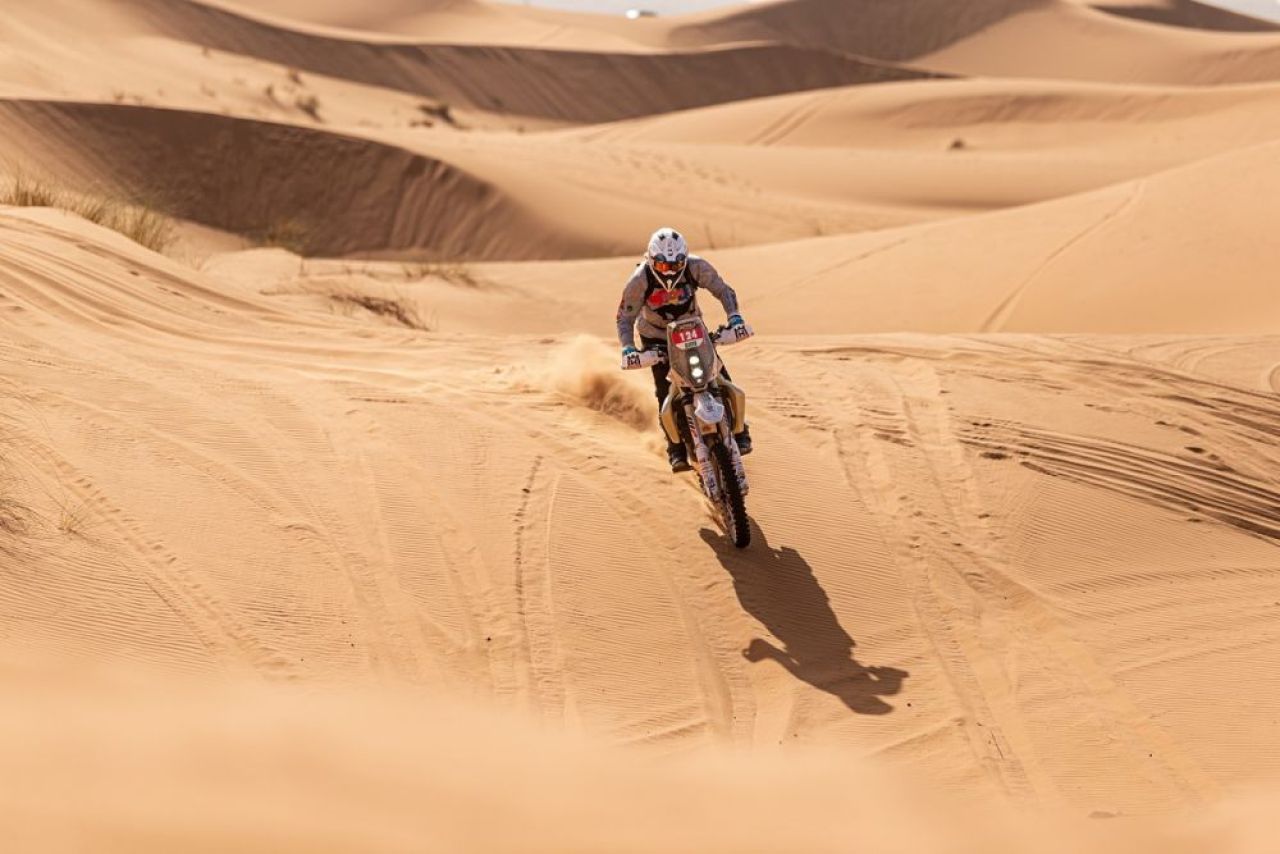Nimeni nu i-a putut sta în cale! Interviu cu Ionuț Florea, locul II la „adevărata cursă de la Dakar”: „Am plâns în hohote la linia de finish”_11