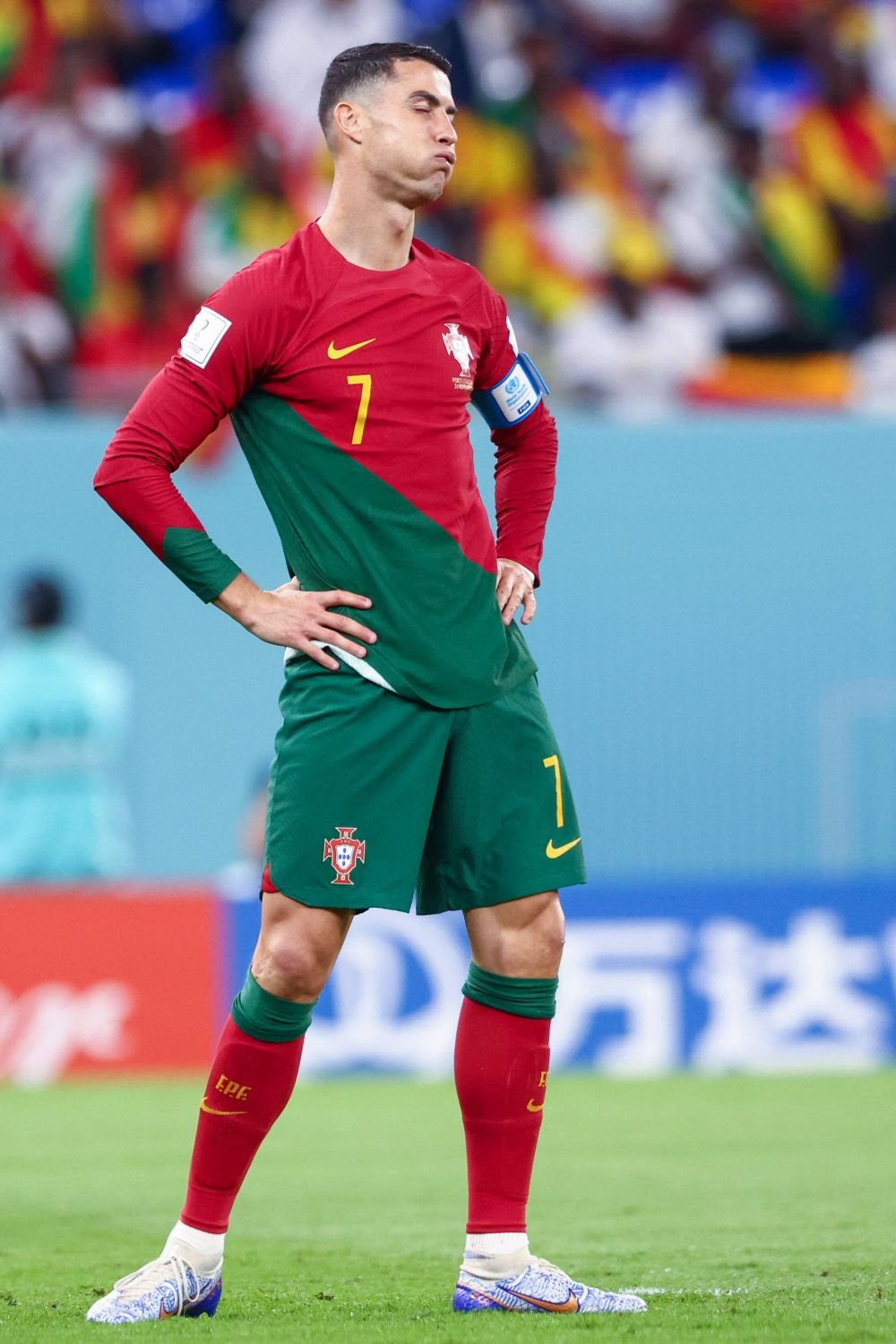 Mister elucidat. Ce a scos Cristiano Ronaldo din șort în timpul meciului cu Ghana_6