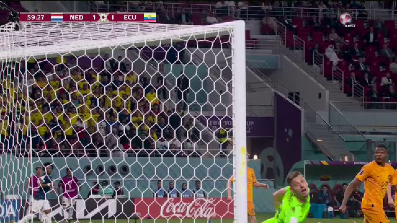 Șutul din Olanda - Ecuador care i-a lăsat mască pe Mihai Stoica și Florin Răducioiu: „Mamă!” / „Ce bară!”_36