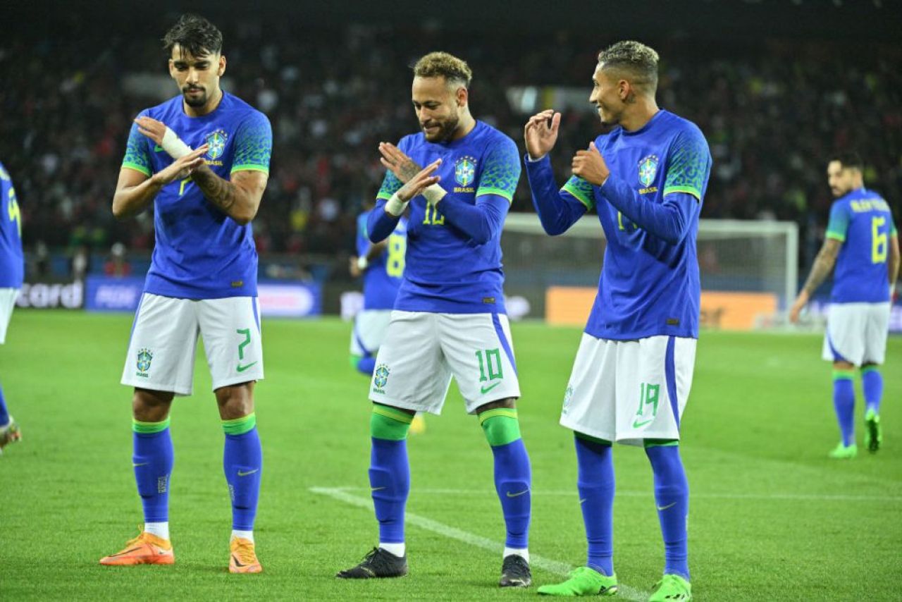 „Cea mai mare greșeală a lui e că s-a născut în Brazilia!” Starul Barcelonei „a dat de pământ” cu fanii pentru a-l apăra pe Neymar _1