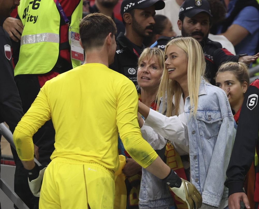 Părerea specialistului. Ce a remarcat Florin Tene la portarii de la Cupa Mondială după prima etapă din faza grupelor și cei trei goalkeeperi 'notați' cu 9_22