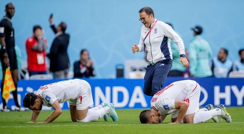 Amir Kiarash, jurnalistul român cu inimă iraniană: „Aveam impresia că se varsă tribuna peste portar!” Trăiri de la Campionatul Mondial _11