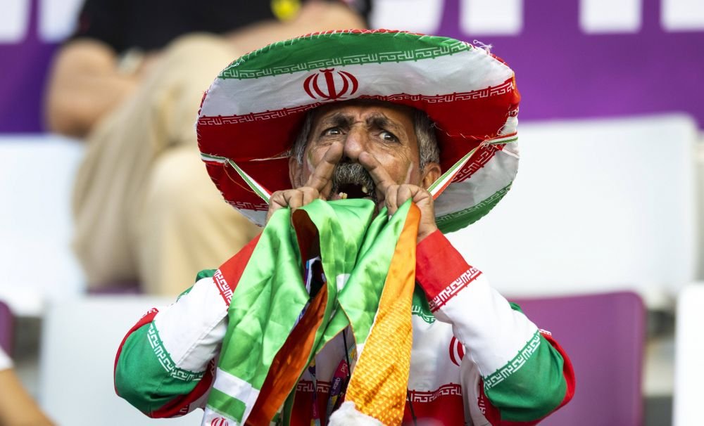 Imnul cu voce și fără voce. Schimbarea de atitudine a iranienilor la Cupa Mondială, explicată în direct, de la Doha. 