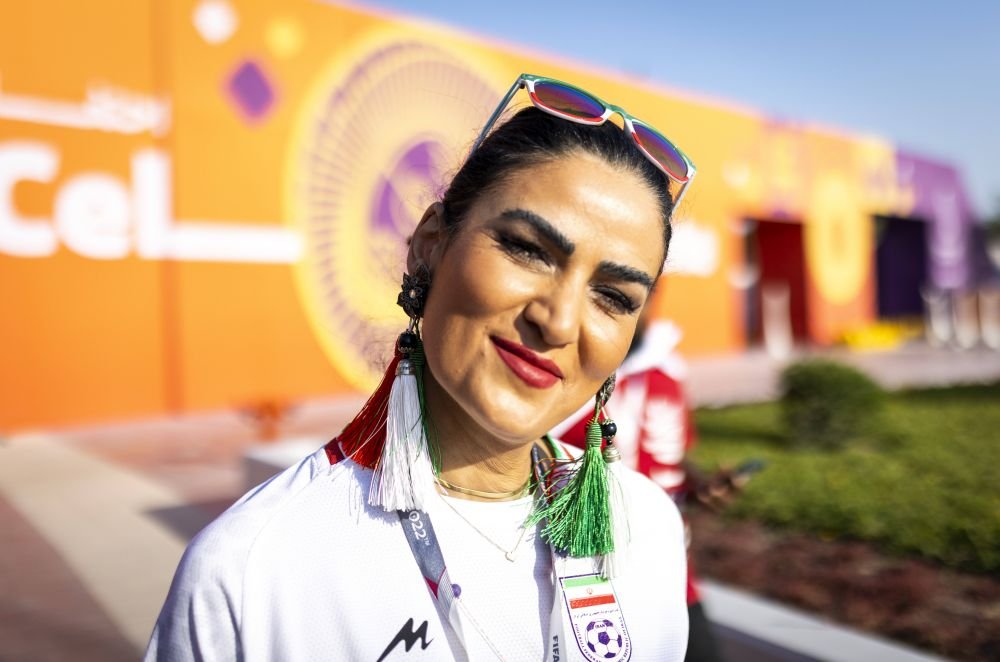 Imnul cu voce și fără voce. Schimbarea de atitudine a iranienilor la Cupa Mondială, explicată în direct, de la Doha. 