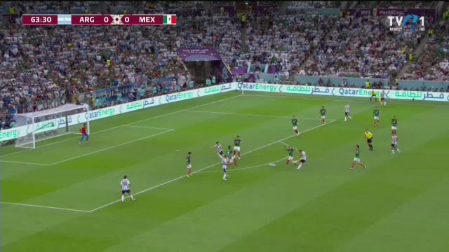 Stângul devastator al lui Messi l-a făcut pe Ochoa să se întindă degeaba. Gol fantastic al starului argentinian în meciul cu Mexic_4