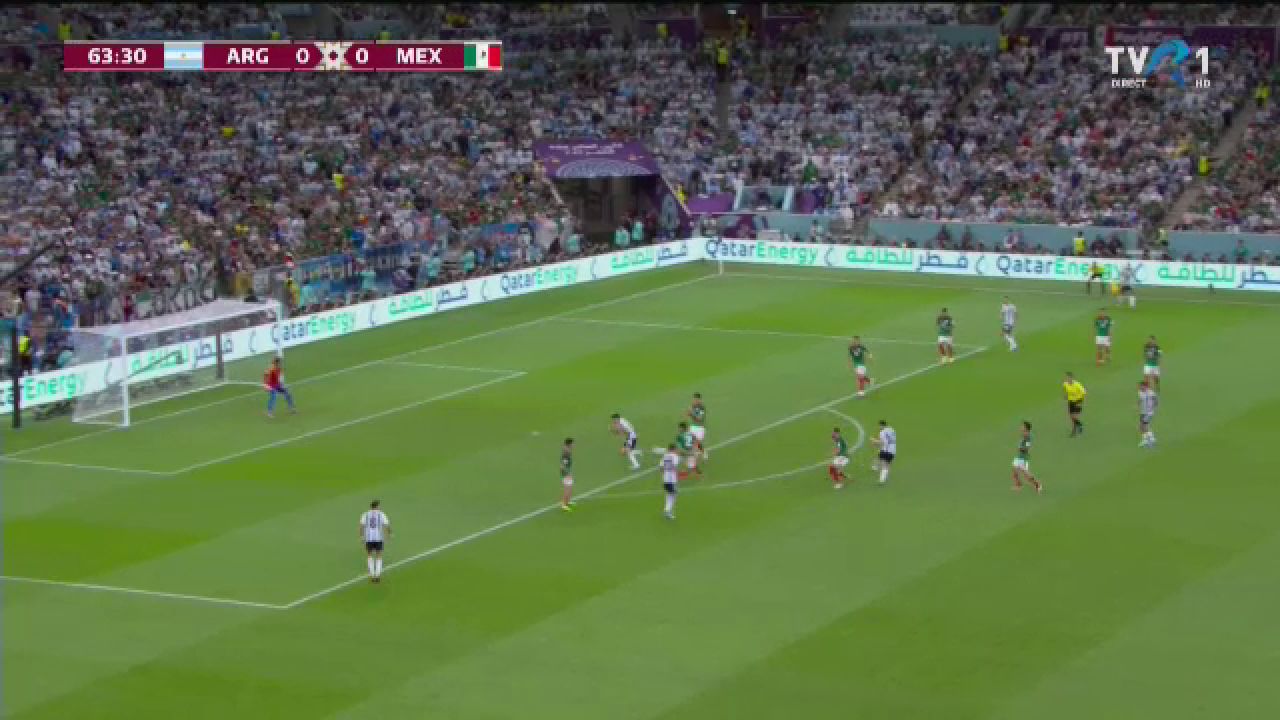 Stângul devastator al lui Messi l-a făcut pe Ochoa să se întindă degeaba. Gol fantastic al starului argentinian în meciul cu Mexic_5