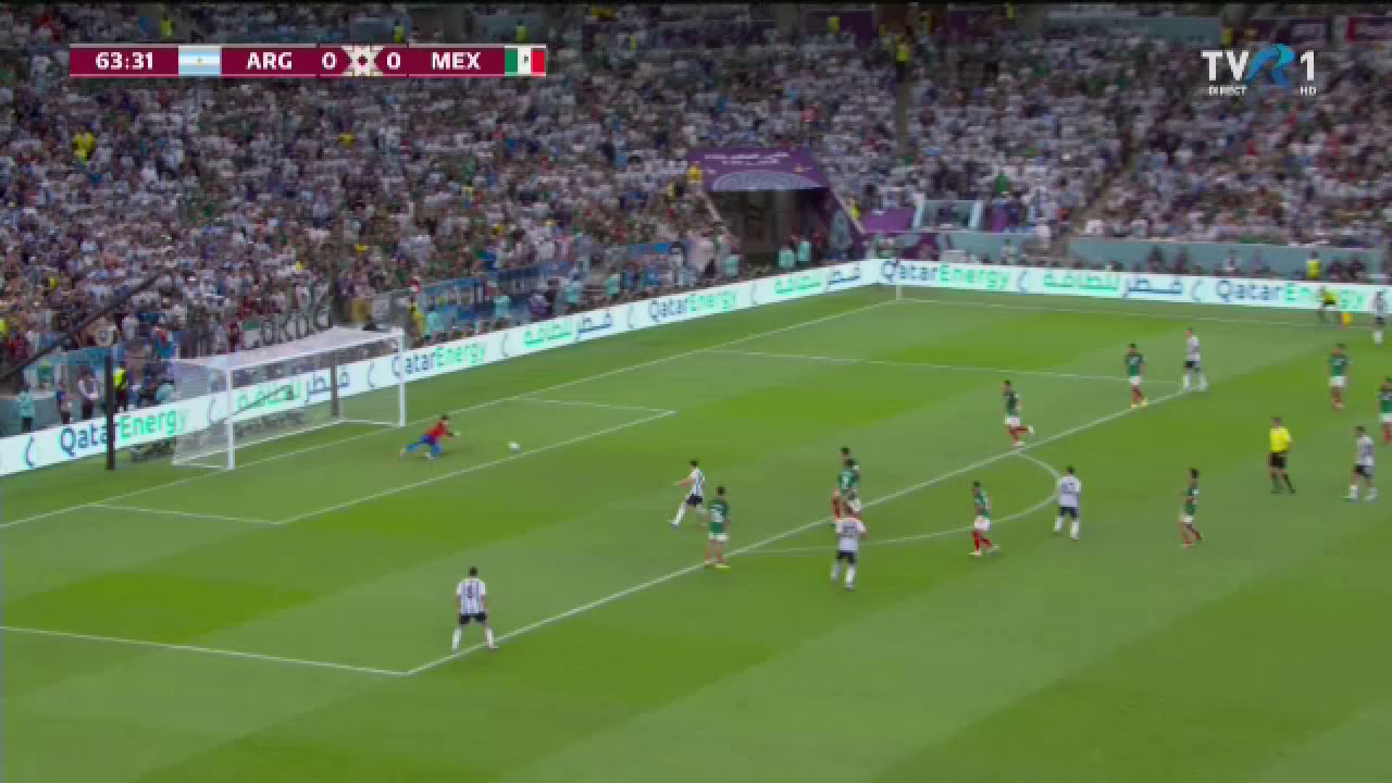 Stângul devastator al lui Messi l-a făcut pe Ochoa să se întindă degeaba. Gol fantastic al starului argentinian în meciul cu Mexic_8