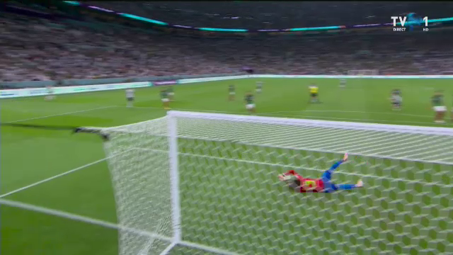 Stângul devastator al lui Messi l-a făcut pe Ochoa să se întindă degeaba. Gol fantastic al starului argentinian în meciul cu Mexic_38