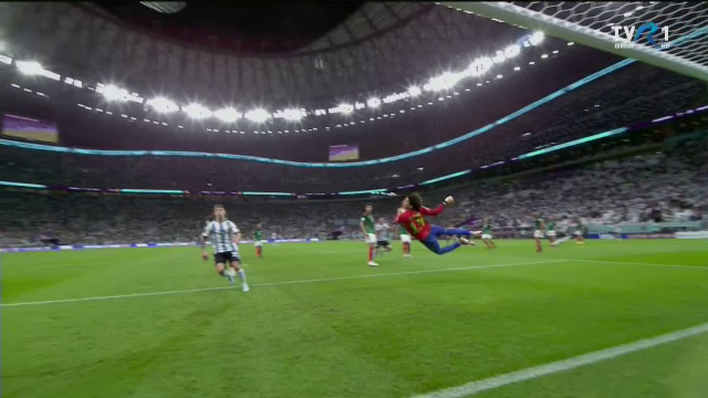 Cine e Enzo Fernandez, autorul unui gol fantastic în Argentina - Mexic. Tânărul e la prima reușită în tricoul „pumelor” și are o cotă pe piață uriașă_26