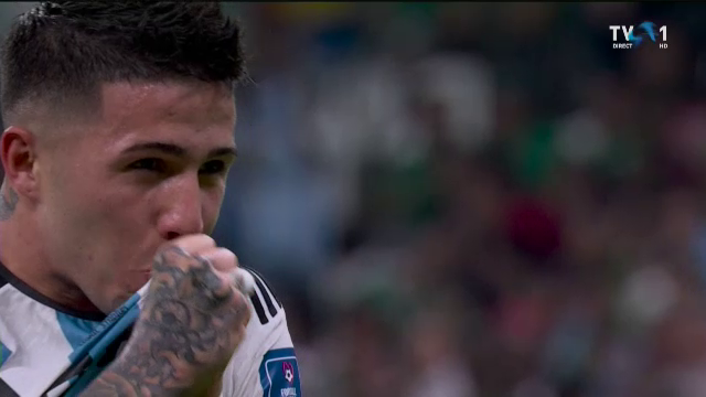 Cine e Enzo Fernandez, autorul unui gol fantastic în Argentina - Mexic. Tânărul e la prima reușită în tricoul „pumelor” și are o cotă pe piață uriașă_33