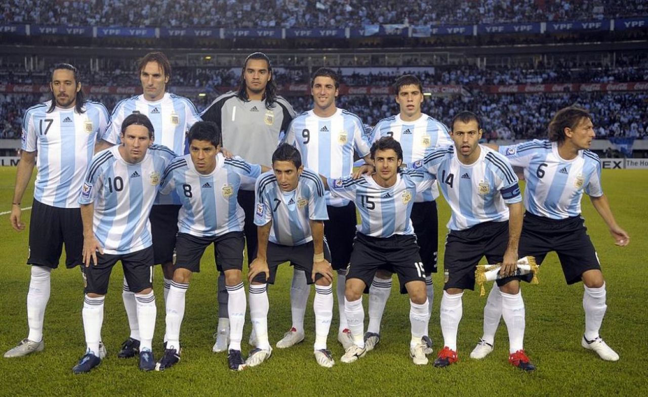 Imagini geniale! Idolul lui Leo Messi a început să plângă pe banca Argentinei după golul marcat de căpitan _5