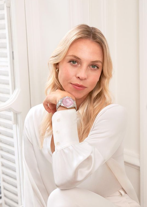 „Facem amintiri!” Anett Kontaveit s-a cuplat cu decarul echipei Levadia Tallinn: fotografiile interzise minorilor_9