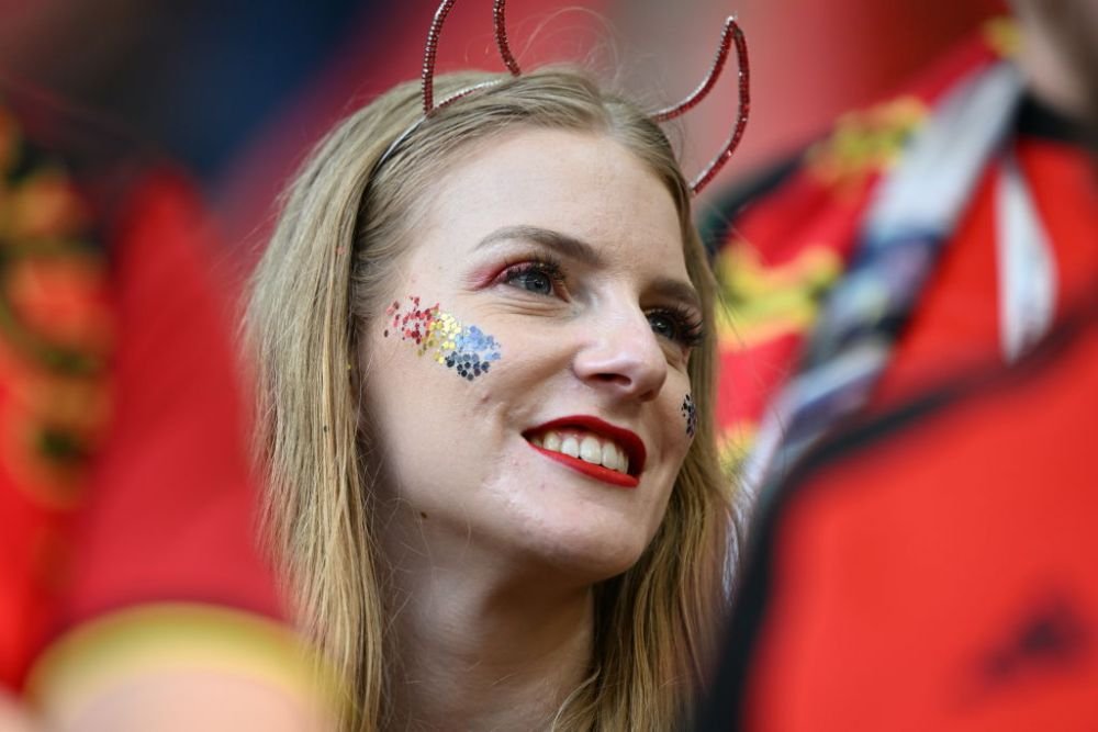 Frumusețile Campionatului Mondial din Qatar! Imagini spectaculoase cu fanele care au făcut senzație în tribune _60