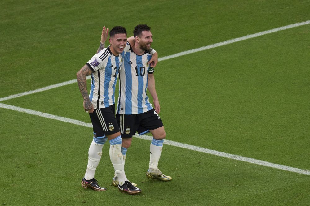În 2016 îl implora pe Messi să rămână la națională, acum marchează împreună pentru Argentina: