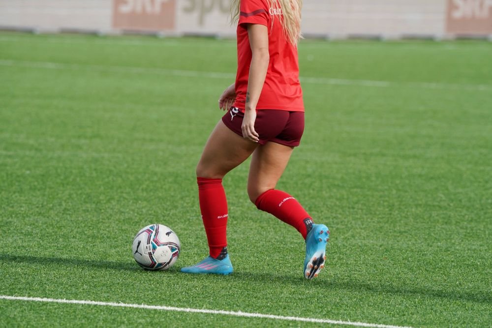 Cea mai sexy fotbalistă din Anglia s-a despărțit de iubit. L-a părăsit pe jucătorul brazilian, campion olimpic la Tokyo_24