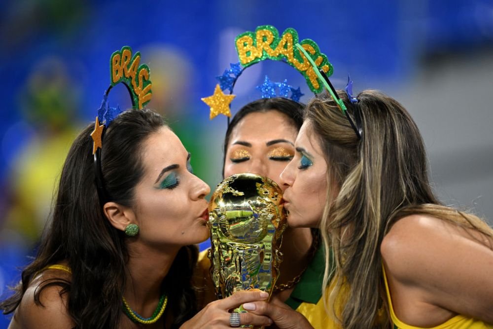 Doar braziliencele au aprins atmosfera pe stadionul 974 mai tare decât golul spectaculos al lui Casemiro_4