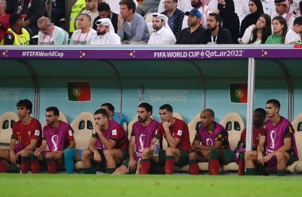 ”Cred că-și rodea unghiile de ciudă pe bancă”. Cristiano Ronaldo n-a fost menajat după ”golul” din Portugalia - Uruguay_8
