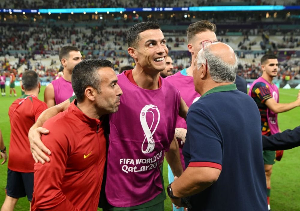 ”Cred că-și rodea unghiile de ciudă pe bancă”. Cristiano Ronaldo n-a fost menajat după ”golul” din Portugalia - Uruguay_12