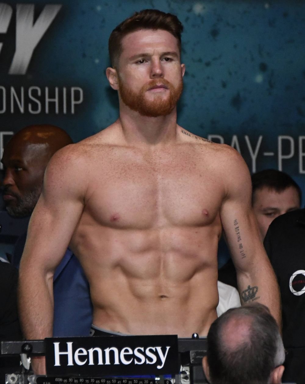 După ce l-a amenințat pe Messi, Canelo Alvarez l-a jignit și pe Aguero. Fanii se tem că suferă de o boală specifică boxerilor_5