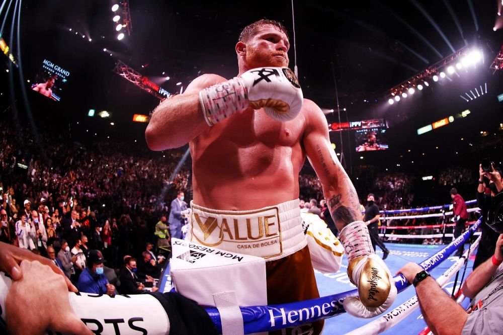 După ce l-a amenințat pe Messi, Canelo Alvarez l-a jignit și pe Aguero. Fanii se tem că suferă de o boală specifică boxerilor_10