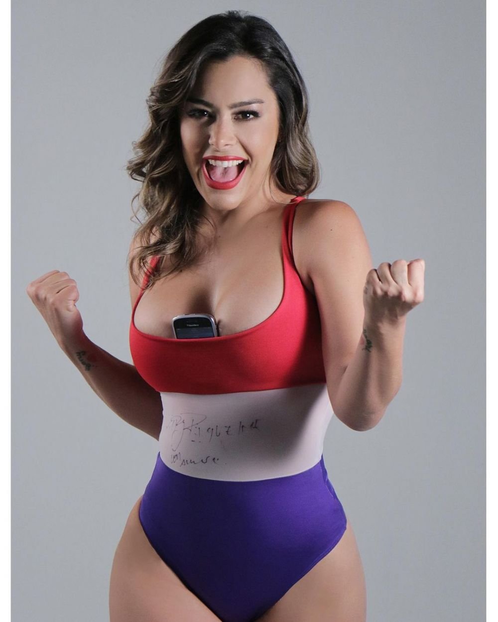 Cum arată astăzi Larissa Riquelme, modelul Playboy care a promis că se va dezbrăca dacă Paraguay va câștiga Cupa Mondială în 2010_24