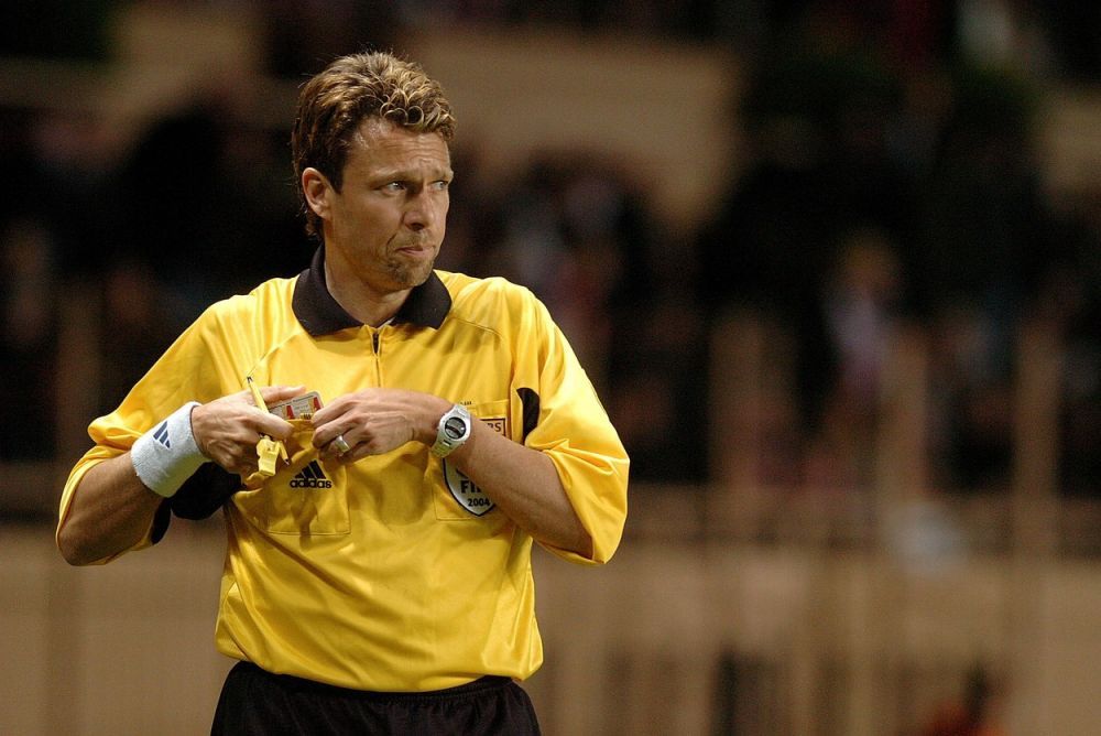 Macho Man! Cum arată acum arbitrul Urs Meier, devenit inamicul nr. 1 în România după prestația din 2-2 cu Danemarca_1