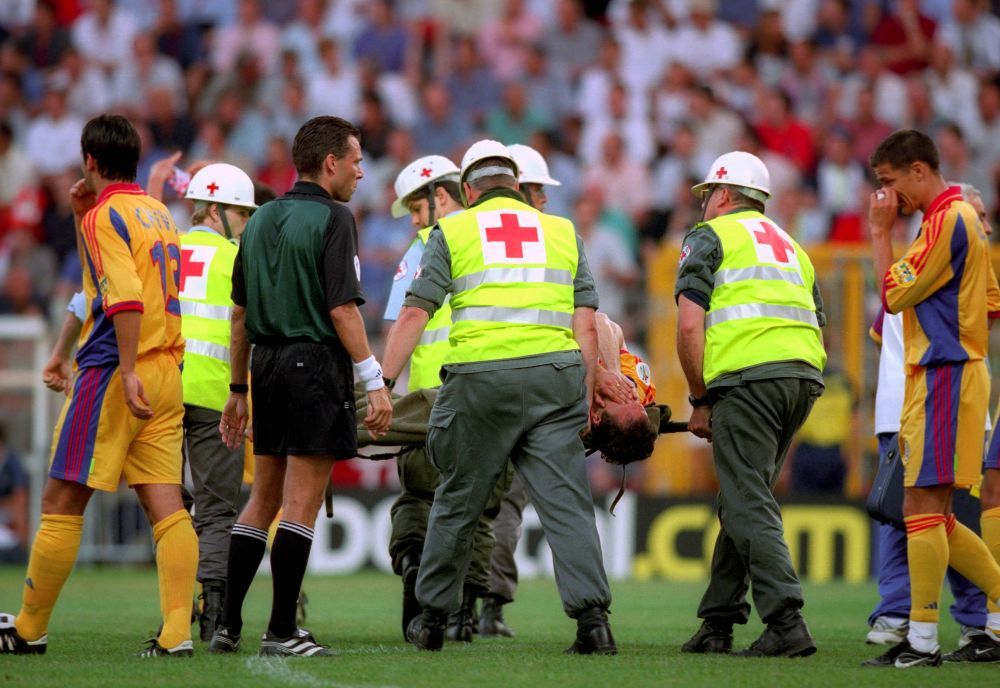 Macho Man! Cum arată acum arbitrul Urs Meier, devenit inamicul nr. 1 în România după prestația din 2-2 cu Danemarca_3