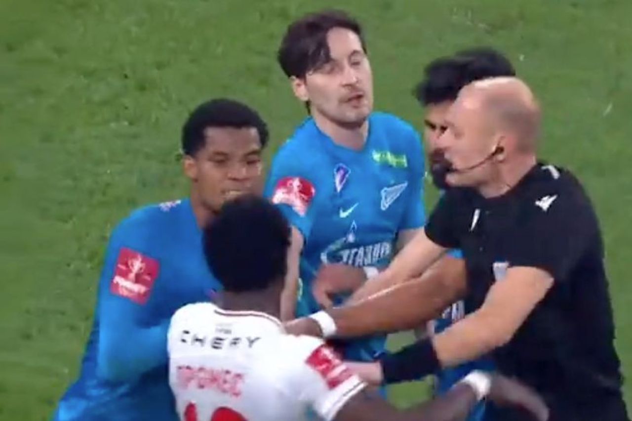 Cine să-i mai înțeleagă? Cum au fost surprinși în vestiar jucătorii lui Spartak după bătaia, la propriu și la figurat, cu Zenit_1