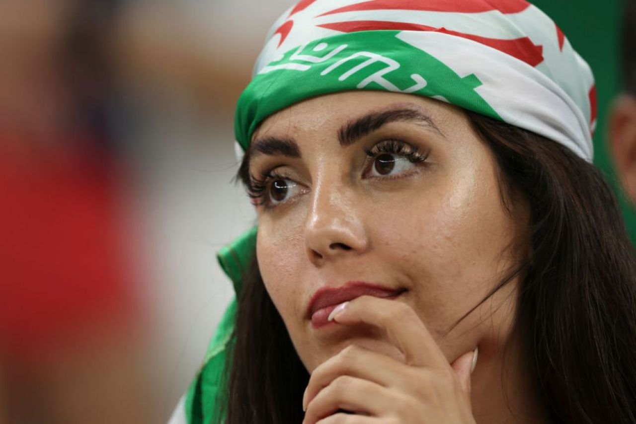 Frumusețile Campionatului Mondial din Qatar! Imagini spectaculoase cu fanele care au făcut senzație în tribune _87
